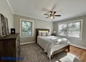 Sleeps 6 Lowcountry Retreat - Near Parris Island - Image 1
