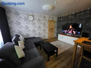 Green- Guest Apartment- Tapa - Image 2