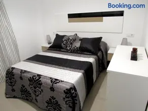 Apartamentos La Bodega - Image 5