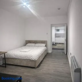 The Coach House - Image 4