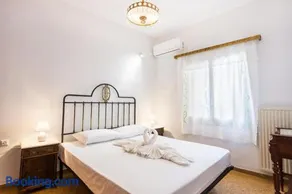 Sea View Penthouse with Roof Garden - Image 2