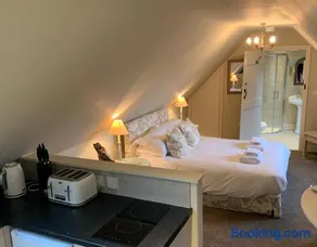 Fox Inn - Image 3
