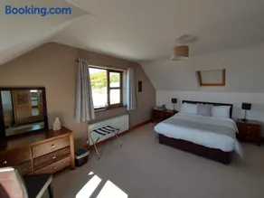Inishowen Lodge B&B - Image 2
