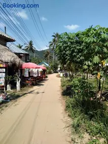 Lakchai Resort - Image 5