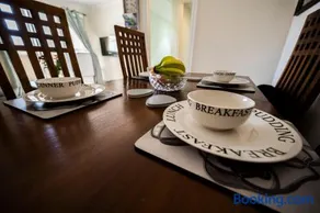 Bright and central 2 bedroom flat in Gibraltar - Image 1