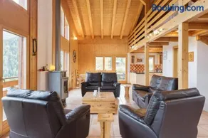 La Taniere - Cozy chalet with incredible views and parking - Image 4