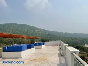 Ocean Breeze 1 BHK Duplex Villa - Image 3
