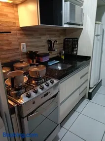 Apto completo próximo ao HU e Aeroporto com Vaga e Ar - Image 1