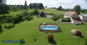La Gasteboisiere with swimming pool and games room - Image 1