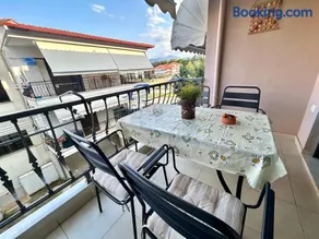 Luxury Flat in Neoi Poroi with Free Parking, 2' mins from the Beach! - Image 2
