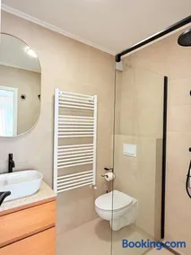 Bright Apartment in Limpertsberg- City Center - Image 2