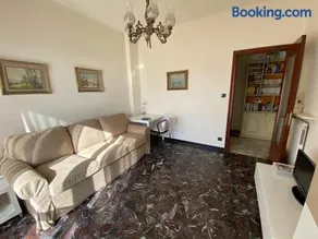 Apartment via Antica Romana - Image 2