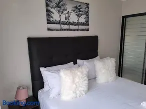 THE BLYDE Holiday Apartments - Image 2