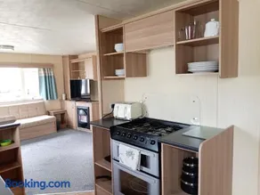 Elli-Roo's cabin - Image 2