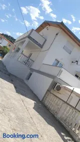 Apartment Mia - Image 1