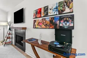 The Cozy Spot - Image 1