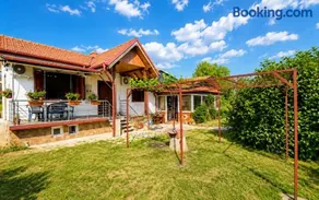 Villa Indigo - Image 1