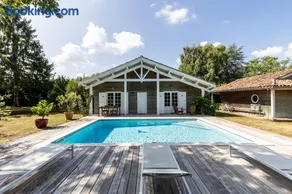 La Maison Des Voyages - Image 1