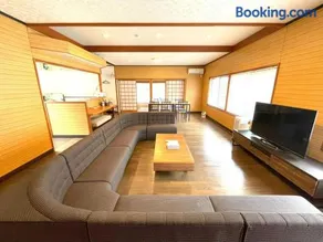 手ぶらでBBQ-雨の日ok屋根付ウッドデッキ-鍋たこやきチーズフォンデュ 最大8名様 - Image 1