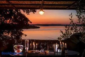 Bianca la Luna amazing villa lakeside view - Image 2