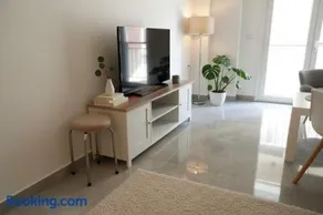 Your Cozy Corner in Central Kypseli - Image 3