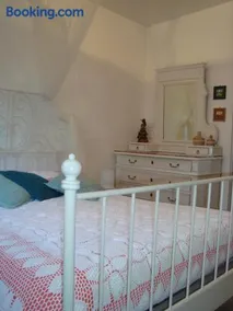 Maison dans un écrin de verdure - Image 4