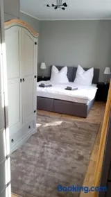 Saniertes Gutshaus mit Komfort und privater Sauna - Image 1