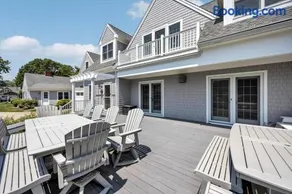 Stay 1 Block from Ocean at 7-Bed Retreat with Yard, Deck and Game Room, Host Up to 22 Across 16 Beds, Gas Fireplace, Gas Grill, Ample Parking, Walk to Menauhant Beach, Perfect for Family Getaway, 24 Hr Hospitality - Image 3