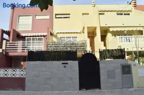 Dúplex, piscina y playa - Image 2