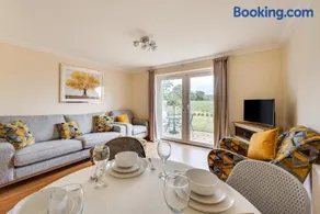3 Bed in Wangford oc-75sare - Image 3