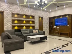 Luxury Guest House in Bahria Town - Image 3
