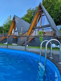 Chalet by the lake - Image 1