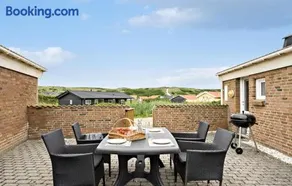 Four-Bedroom Holiday Home In Hvide Sande - Image 2