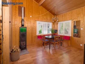 Private 2BR Mountain House near Lake with Garden - Image 3