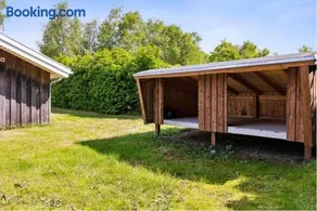 Charming Modern Summer House 4 Min From The Beach - Image 3