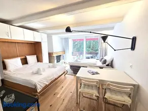 La Riva Mountain Apartment - Image 1