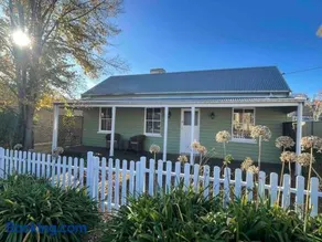 Mimosa Cottage - Image 1