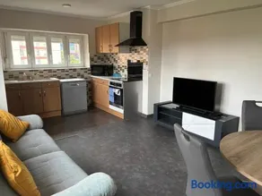 Appartement au pieds des montagnes - Image 1