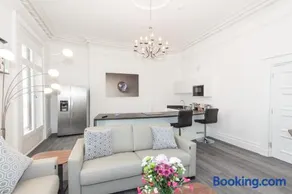 The Windsor Suite - Image 3