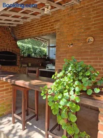 Casa do Ipe Amarelo - Image 1