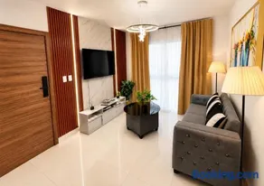 Modern Cozy 2 bedrooms Apartment with Stylish Patio - Image 3