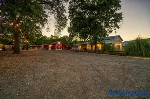 Soul Whispering Ranch Retreat - Image 1