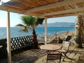 Villa Alabe - Waterfront Apartments in Bosa Porto Alabe - Image 5