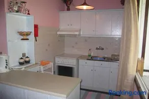 Nikatsas Cottage No 2 - Image 3