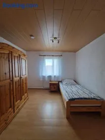 Ferienwohnung 3 mit Gartennutzung in Crailsheim zu vermieten - Image 2