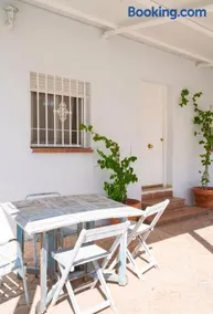 Charming Chalet in Córdoba with Private Pool - Image 3
