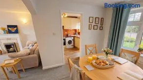 Braunton Manor Close Cottage 2 Bedrooms - Image 4