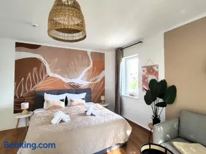 BohnApartments Bechstein - sehr ruhig - 3 Schlafzimmer - Balkon - Stellplätze- WLAN - Vollausstattung - Image 1