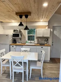 Tiny Farm Retreat Near Miami, Nature and Animal Experience - Image 3