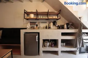 New Guesthouse in Emporios - Image 4